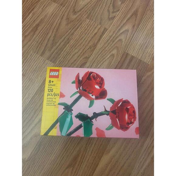 Lego Roses 120 Pieces - Picture 1 of 5